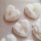 vela en forma de corazón