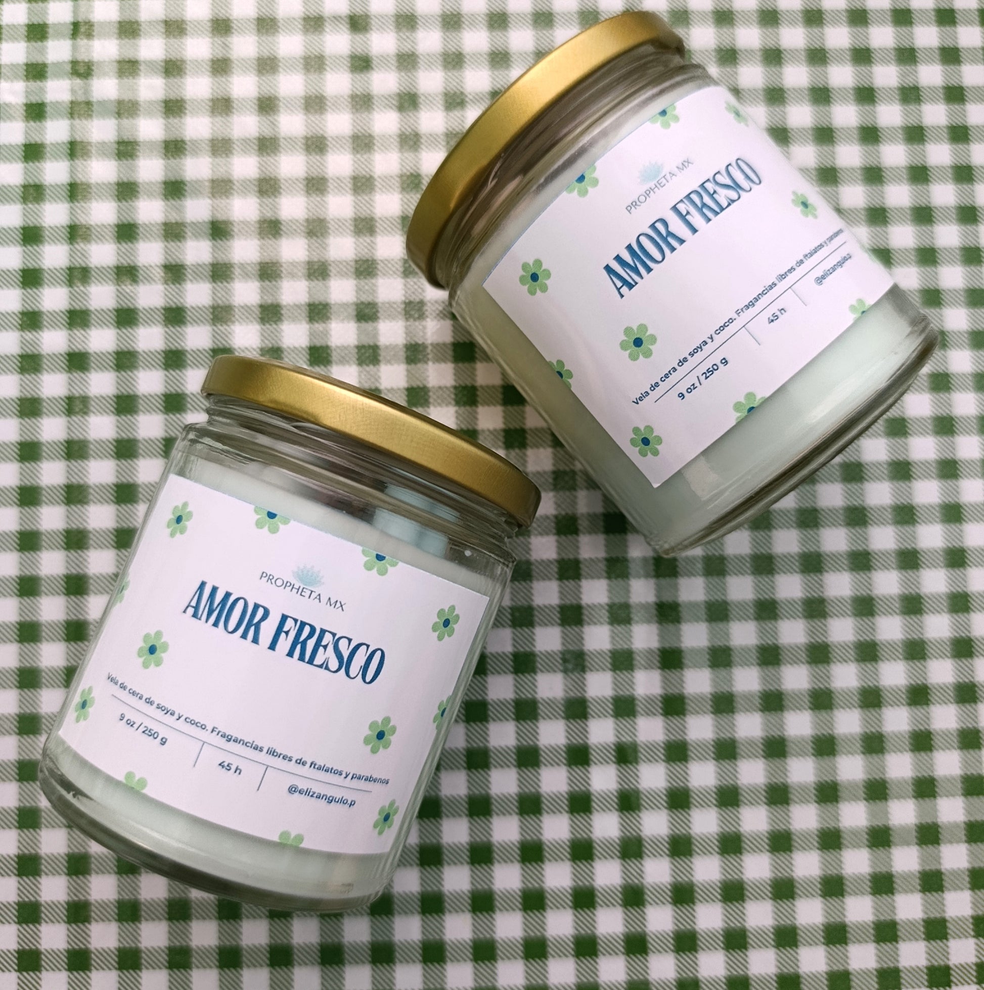 vela aromática notas de pera, margaritas y naranjas