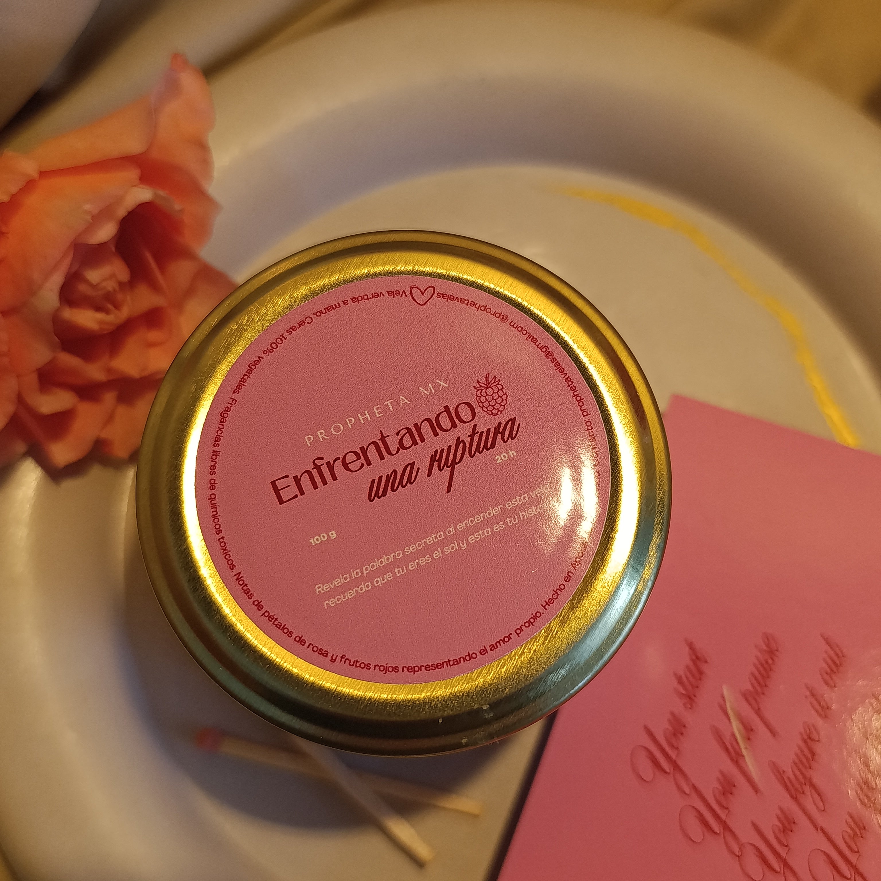 vela aromática enfrentando una ruptura